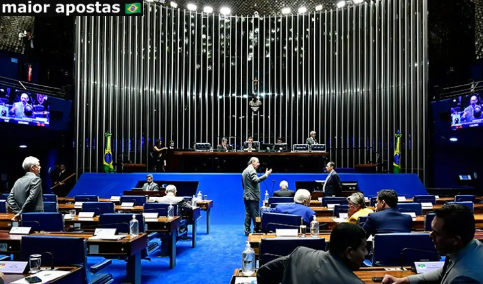 O Senado volta a analisar projeto que pode liberar o jogo no Brasil